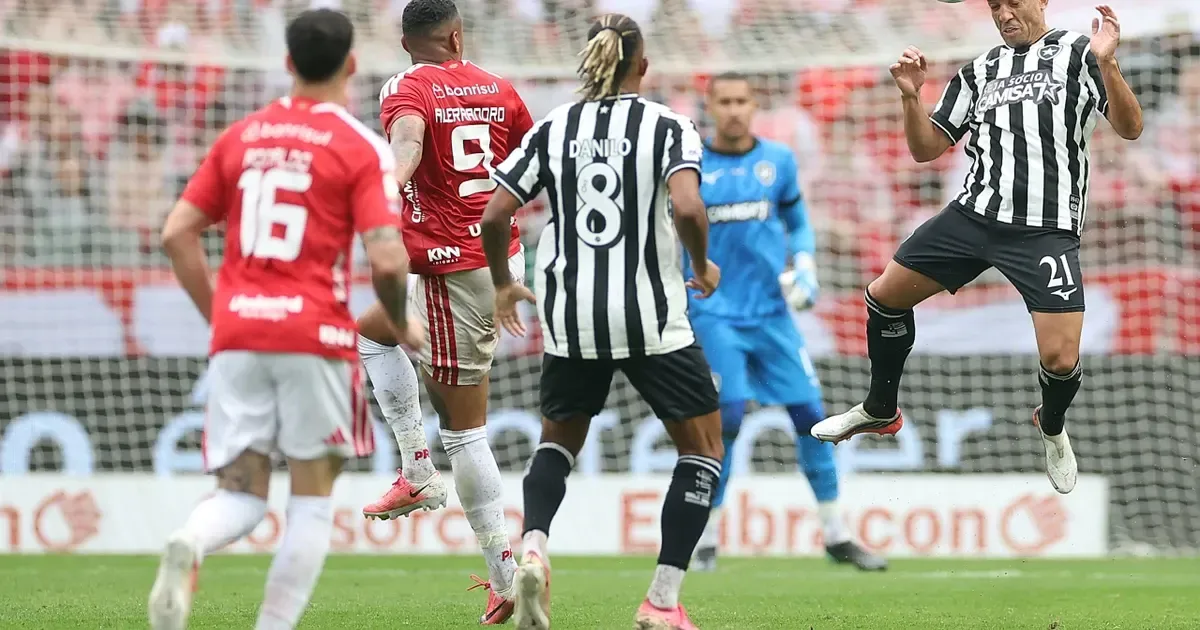 Botafogo tem a segunda pior defesa do Campeonato Brasileiro