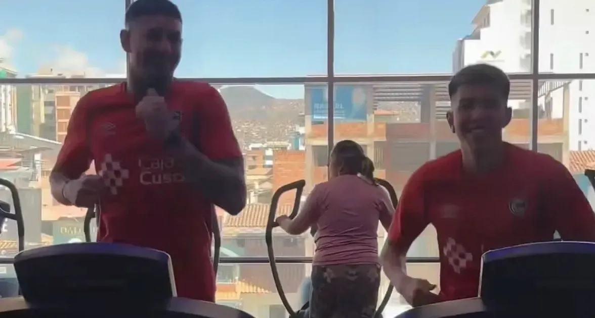 Adversário do Botafogo, Cienciano viraliza ao treinar em academia Smart Fit no Peru