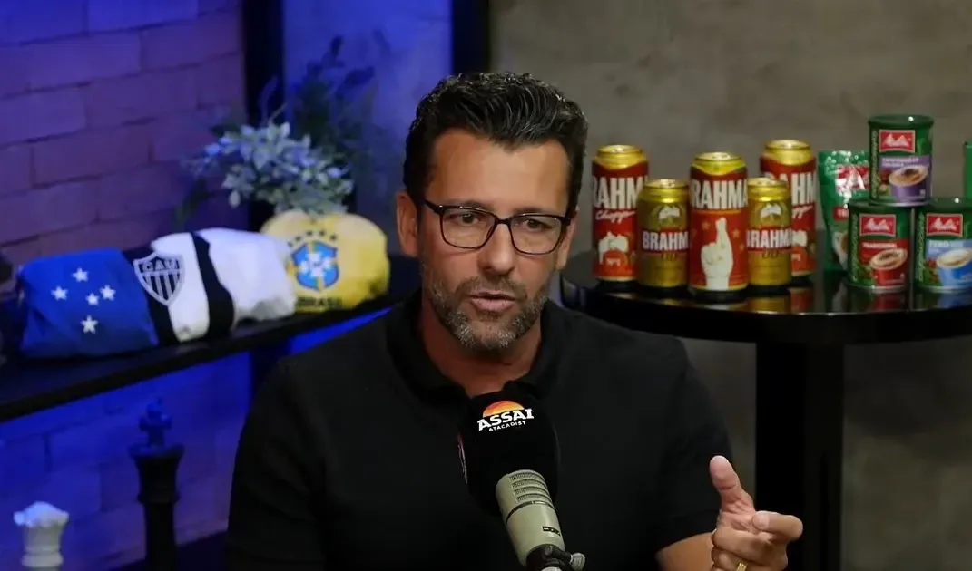 Alberto Valentim fala sobre passagens no Botafogo e Vasco