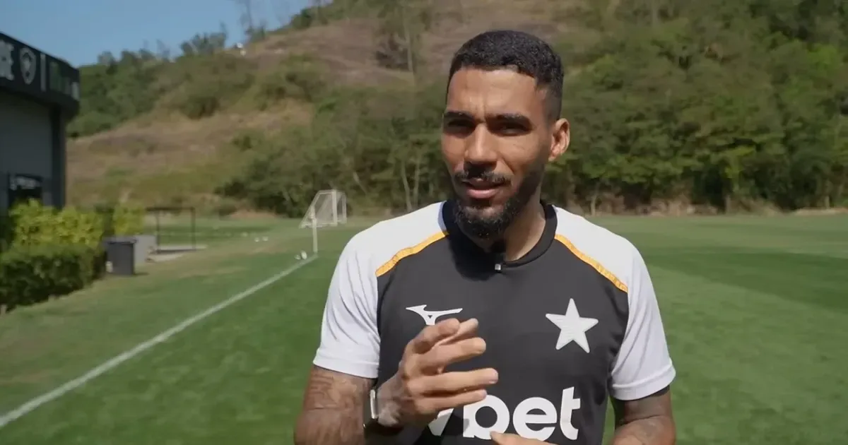 Allan exalta Huguinho no Botafogo e vê potencial de Seleção Brasileira: ‘É um craque da bola’