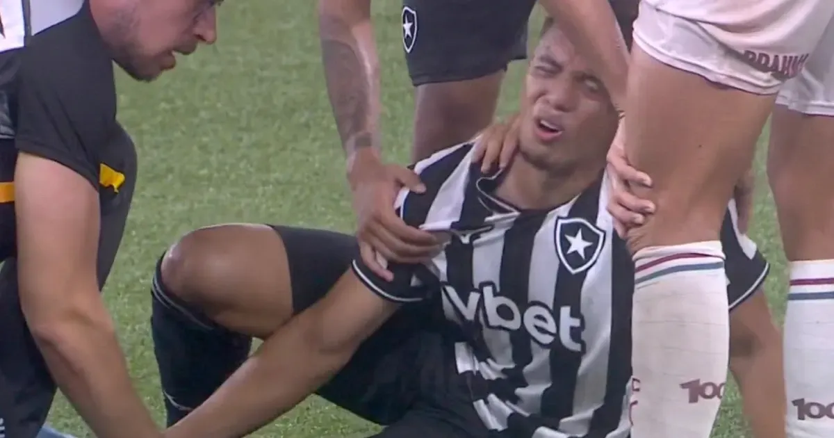 Arnaldo Ribeiro dá diagnóstico de lesão de Jordan Barrera, do Botafogo, e motivo: ‘Por conta do gramado sintético’