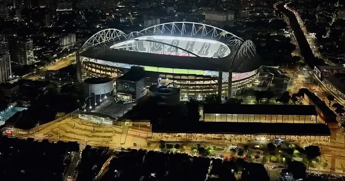Botafogo recebe Athletico-PR no Nilton Santos