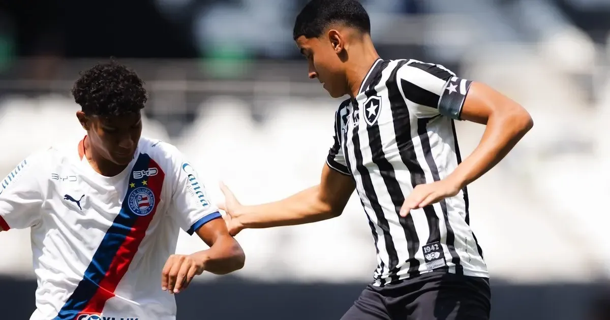 Botafogo goleado pelo Bahia por 4 a 0