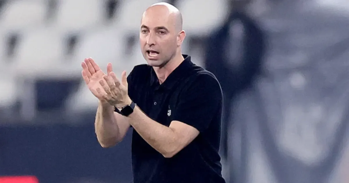 Botafogo busca um técnico? Clube pode manter Rodrigo Bellão até o fim do ano e ainda vai debater tema