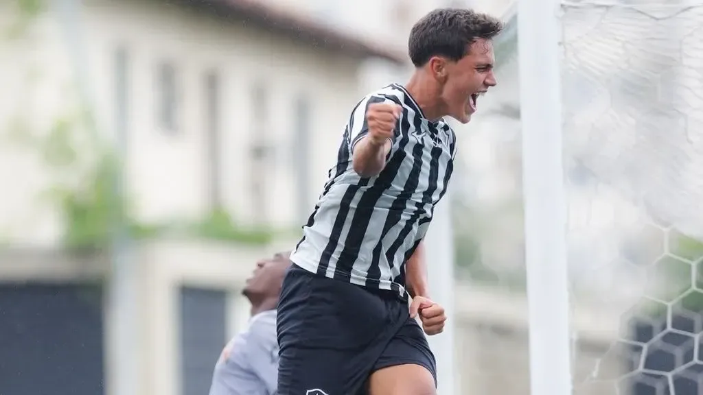 Botafogo goleia Nova Iguaçu por 7 a 2 pela Copa Rio Sub-17; sub-15 também vence