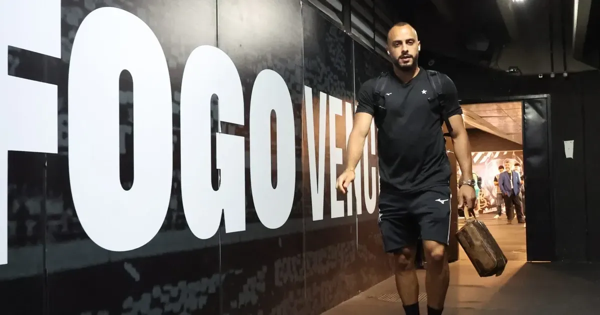 Tigres faz proposta por Arthur Cabral