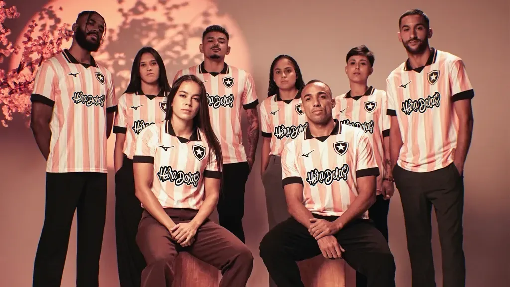 Botafogo e Mizuno lançam camisa IV em homenagem ao Outubro Rosa