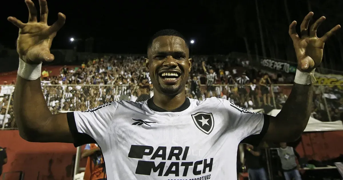 Botafogo não perde para o Vitória no Barradão há 12 anos