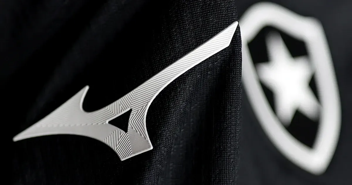 Botafogo pretende lançar nova camisa com Mizuno em janeiro, no início da temporada 2027, diz canal