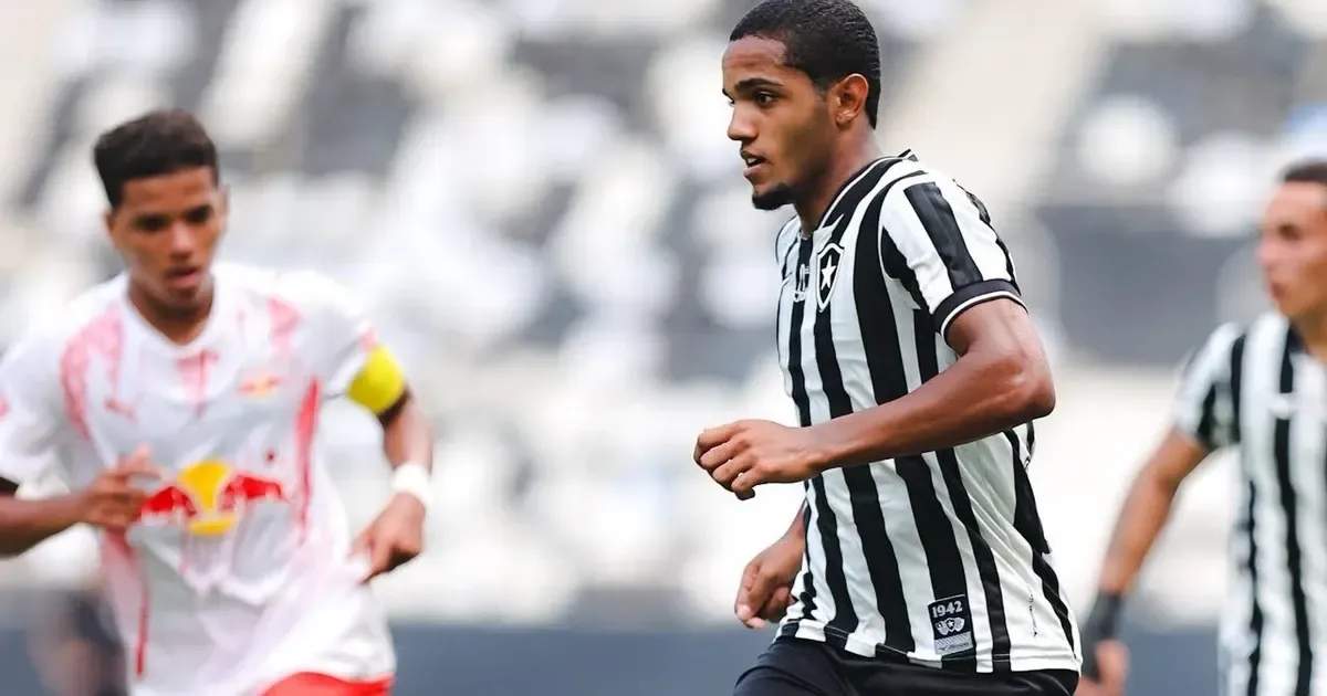 Botafogo se despede do Campeonato Brasileiro Sub-17 com derrota em casa para o Red Bull Bragantino