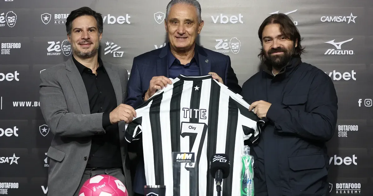 Botafogo se mobiliza para ter entrevista com presidente e diretor de futebol, diz canal