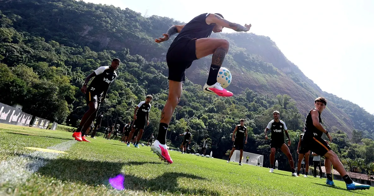 Botafogo social se defende por mudanças no futebol e alega ‘suporte à equipe’ e ‘transição no comando da SAF’