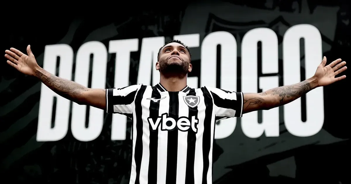 Botafogo vai apresentar oficialmente atacante Danilo Pereira nesta quinta-feira