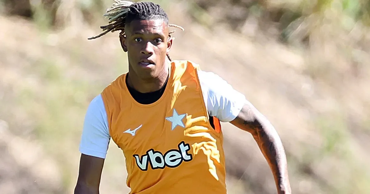 Danilo não deve atuar contra o Vitória, diz Osvaldo Pascoal