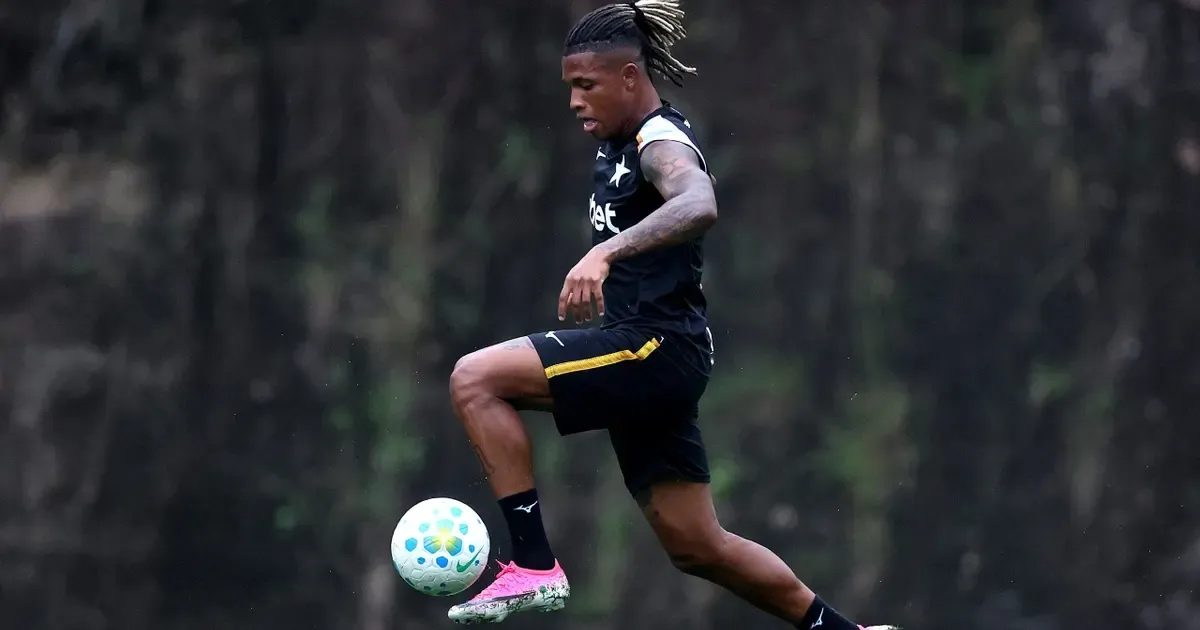 Crystal Palace entra na briga com Atalanta por Danilo, do Botafogo, diz jornal espanhol