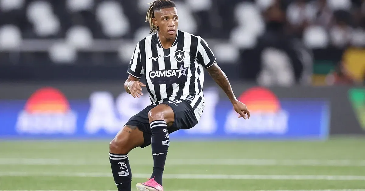 Além do Crystal Palace, Roma, Milan e clube da Espanha seguem monitorando Danilo, do Botafogo