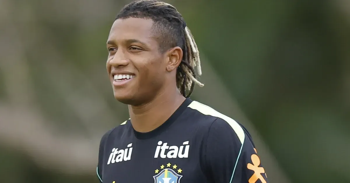 Danilo é convocado para a Seleção Brasileira; Lucas Perri e Jair, ex-Botafogo, são chamados