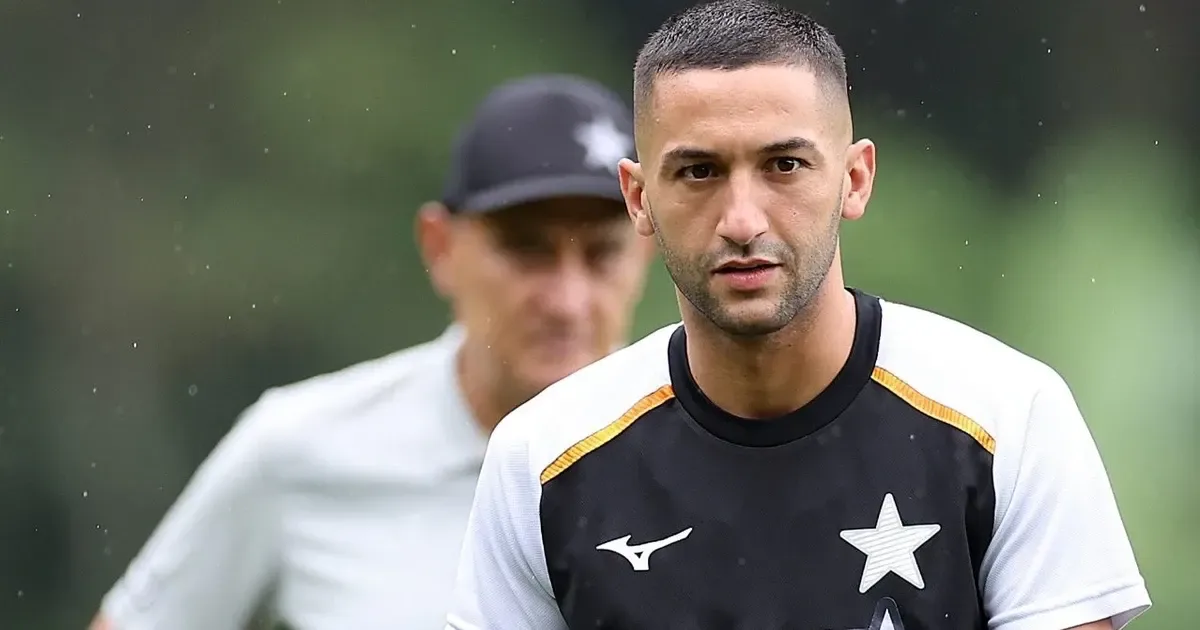 Após desconforto, Ziyech não será titular do Botafogo contra o Internacional
