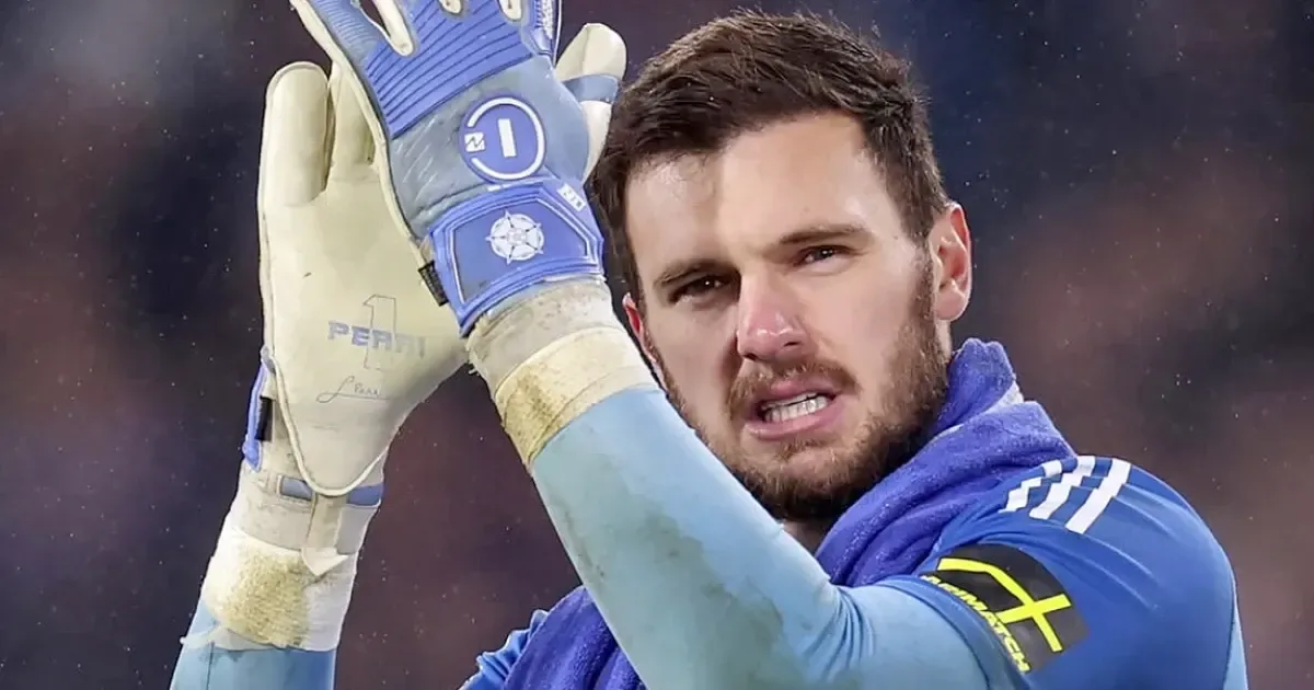 Ex-Botafogo, Lucas Perri é emprestado pelo Leeds United ao Torino com opção de compra