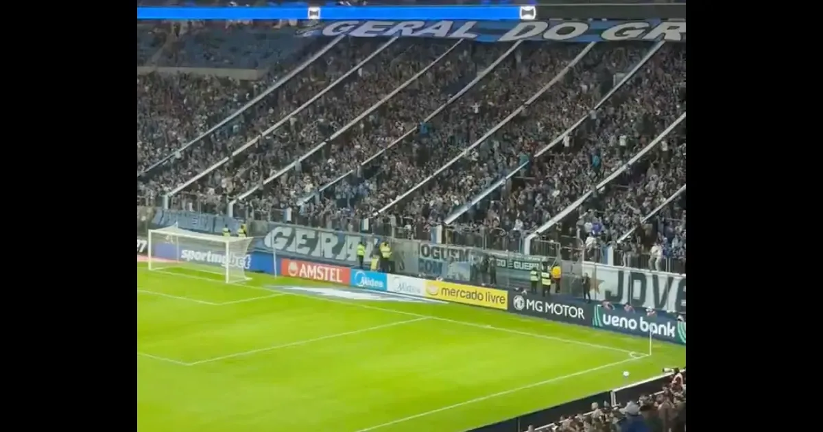 Ex-Botafogo, Luís Castro é xingado pela torcida do Grêmio em eliminação na Copa Sul-Americana: ‘Vai tomar no c…’