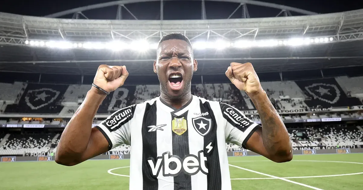 Botafogo: Patrick de Paula tem acerto com Widzew Łódź
