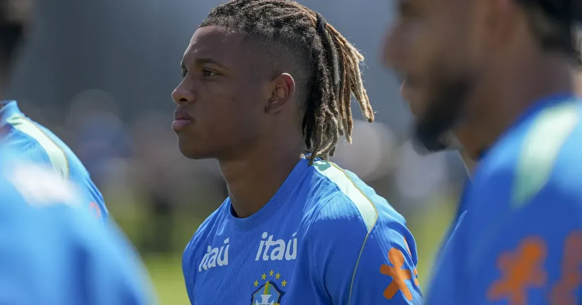 Palmeiras anuncia contratação de Danilo por € 25 milhões