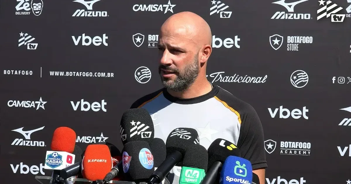 Folga de quatro dias, título brasileiro ‘impossível’, ambição na Sul-Americana e competitividade: Franclim abre o jogo no Botafogo