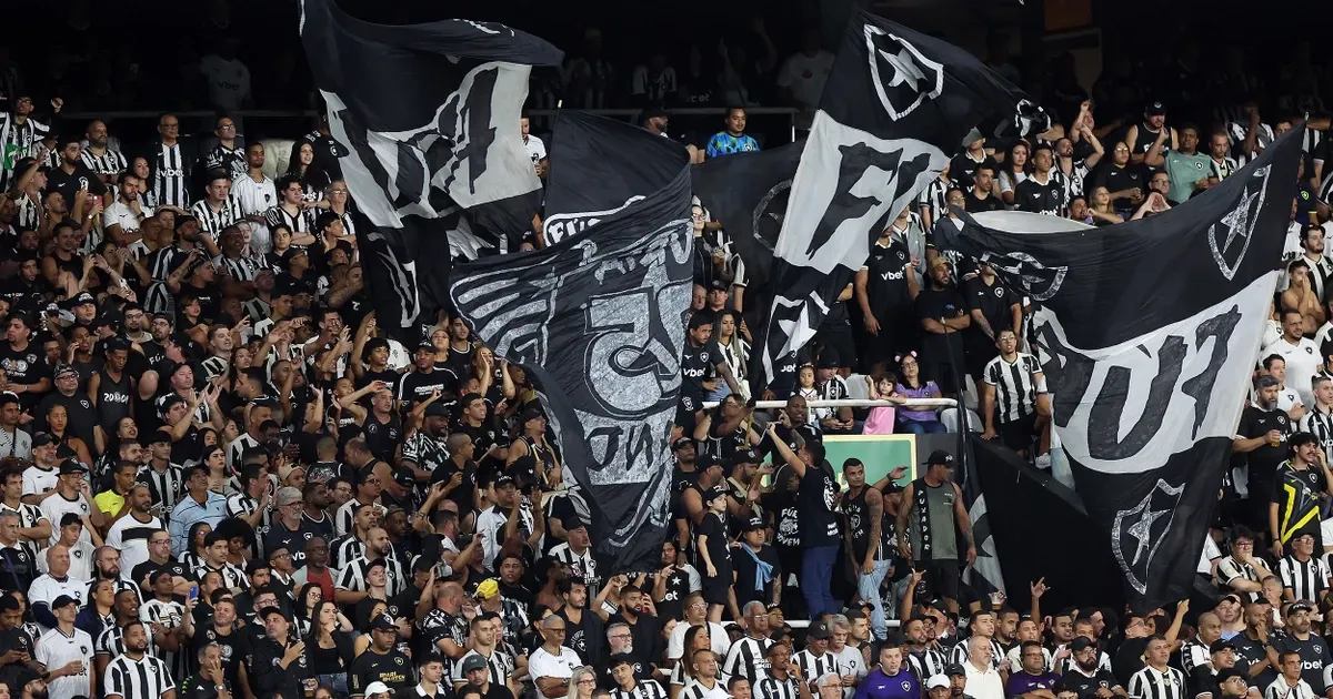 Botafogo abre check-in e divulga serviço de ingressos para clássico contra o Vasco pelo Brasileirão