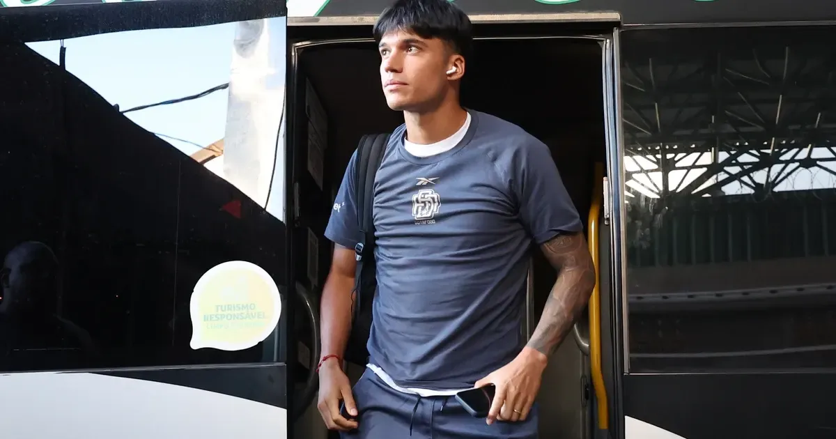 Joaquín Correa deseja permanecer no Botafogo