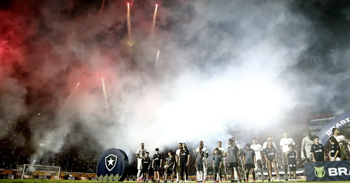 Jogadores do Botafogo estão incomodados com resultados, têm clima de insatisfação e de querer mostrar resposta, diz canal