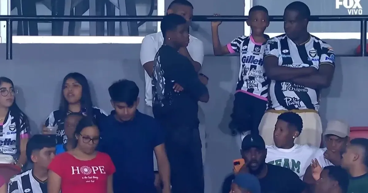 Kadir aproveita folga no Botafogo e assiste à partida do Campeonato Panamenho