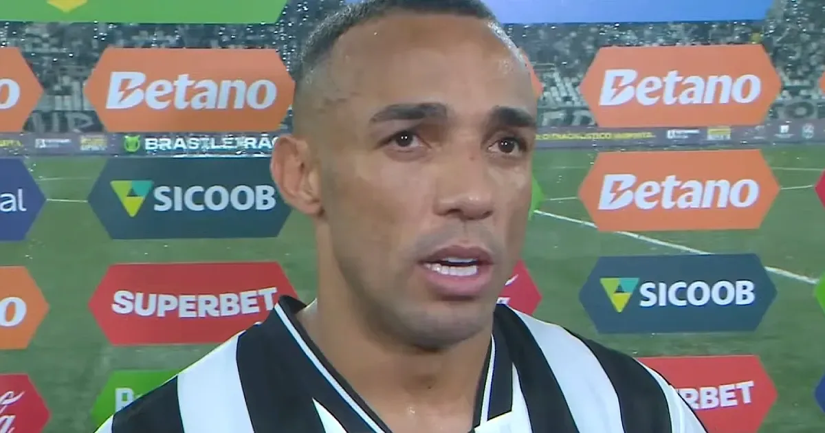 Marçal elogia atuação do Botafogo em empate com Palmeiras: ‘Competimos de igual para igual, faltou o gol’