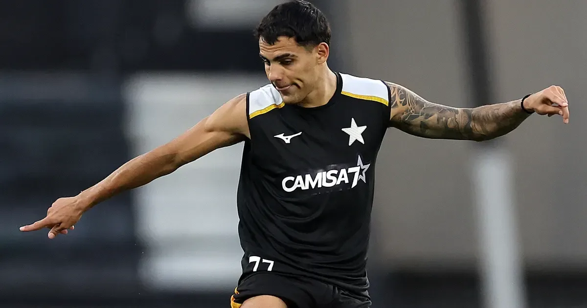 Sem Montoro, Justino e Villalba e com cinco retornos, Botafogo divulga relacionados para clássico com Vasco