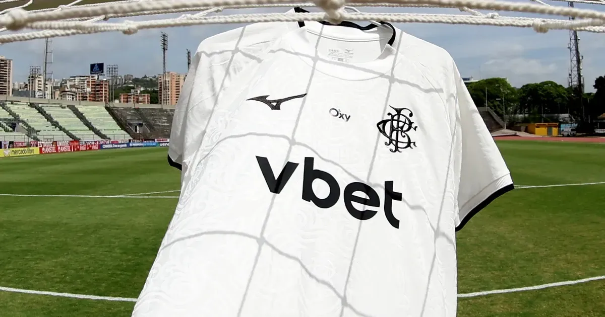 Botafogo: camisa é eleita a mais bonita