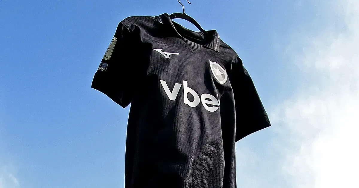 Botafogo: Camisa preta concorre ao prêmio de lançamento do mês