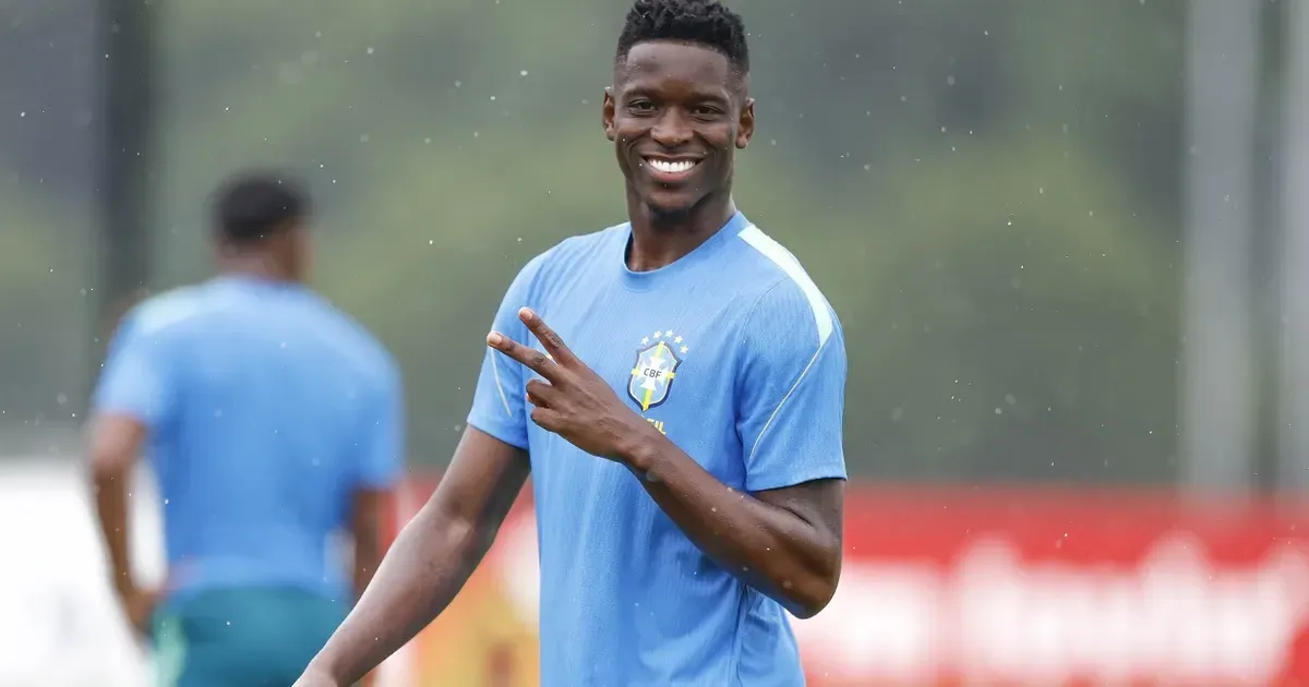 Presidente diz a organizadas que Luiz Henrique negou a Roma e está ‘muito disposto a vir para o Botafogo’, mas há empecilho