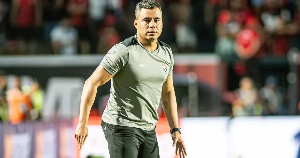 Vitória pode perder Jair Ventura para o México