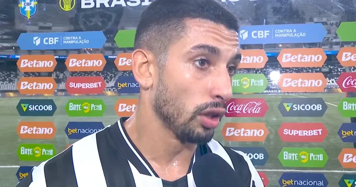 Santiago Rodríguez faz dois gols, mas Botafogo perde
