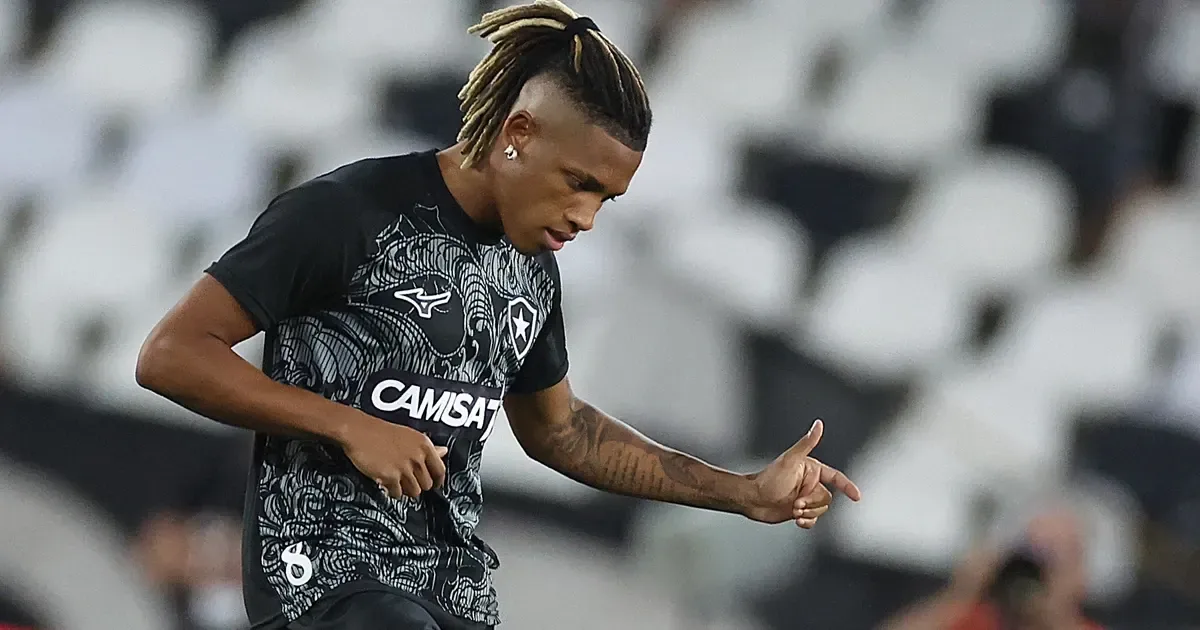 Botafogo perde para Vasco por 2 a 1