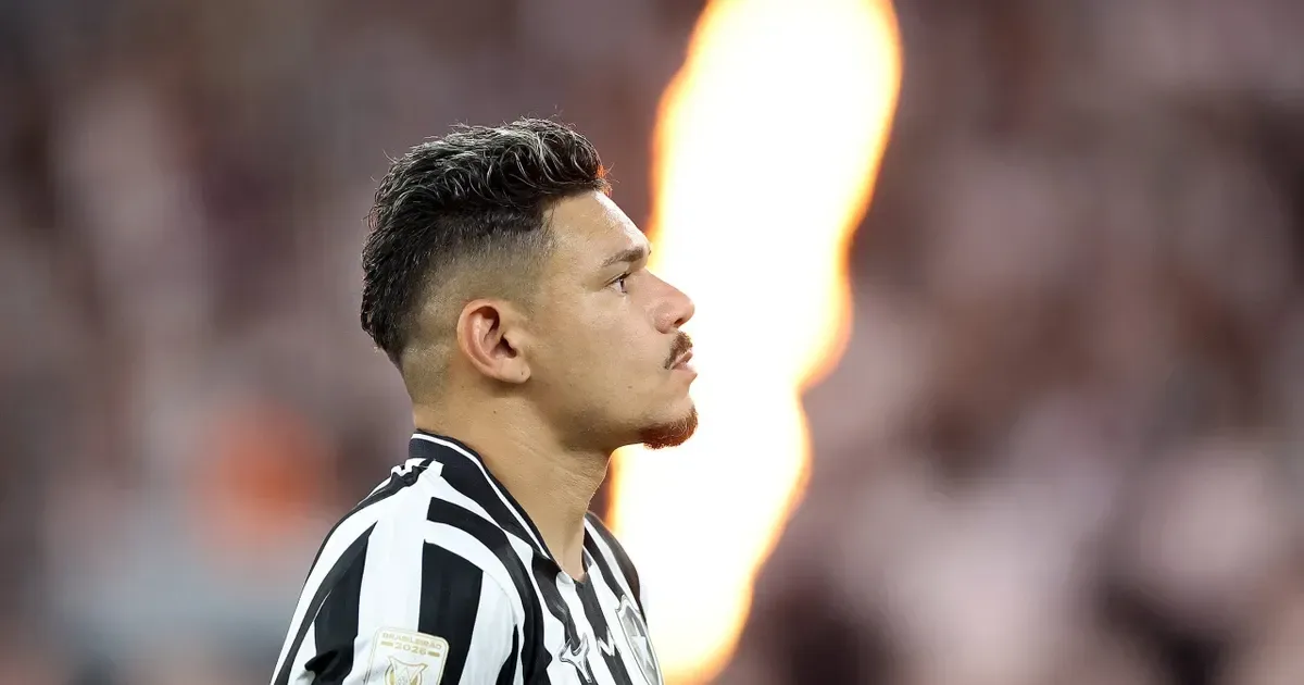 Tiquinho Soares supera Lucio Flavio e se torna o maior artilheiro do Botafogo no Brasileirão por pontos corridos