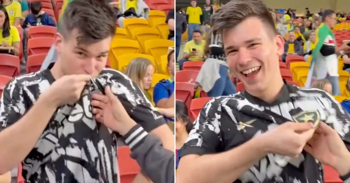 Torcedor australiano escolhe camisa do Botafogo como mais bonita, beija escudo e faz troca com repórter da Globo em Brisbane