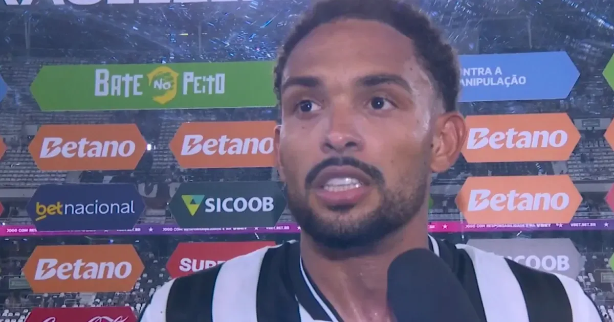 Vitinho critica atuação do Botafogo na volta do intervalo: ‘Não podemos começar o segundo tempo desse jeito’