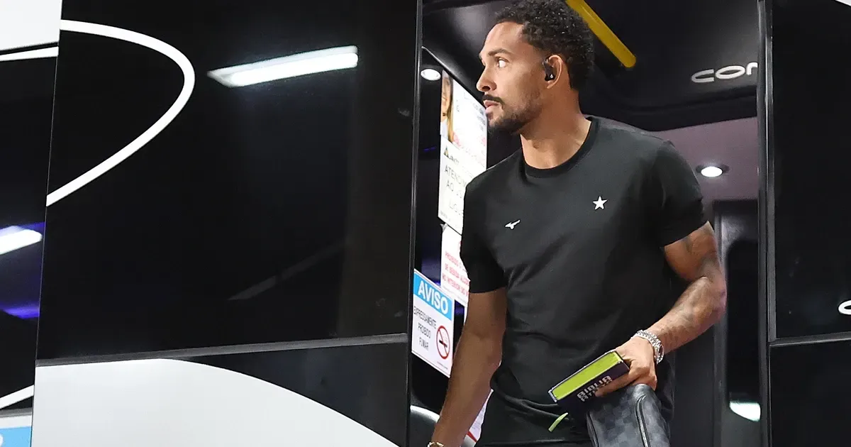 Vitinho exalta convivência com Mateo Ponte no Botafogo e torce por convocação para o Uruguai: ‘Farei o que puder para ajudá-lo’
