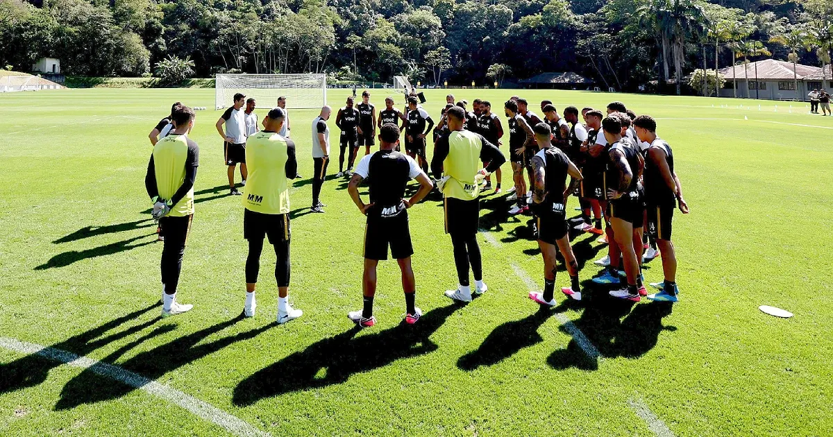 Zagueiro veloz e atacante canhoto: os reforços pedidos por Franclim ao Botafogo