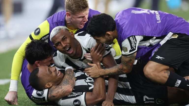 John Textor Exalta Classificação Heroica Do Botafogo E Faz Piada Sobre Jogos Com Inferioridade Numérica