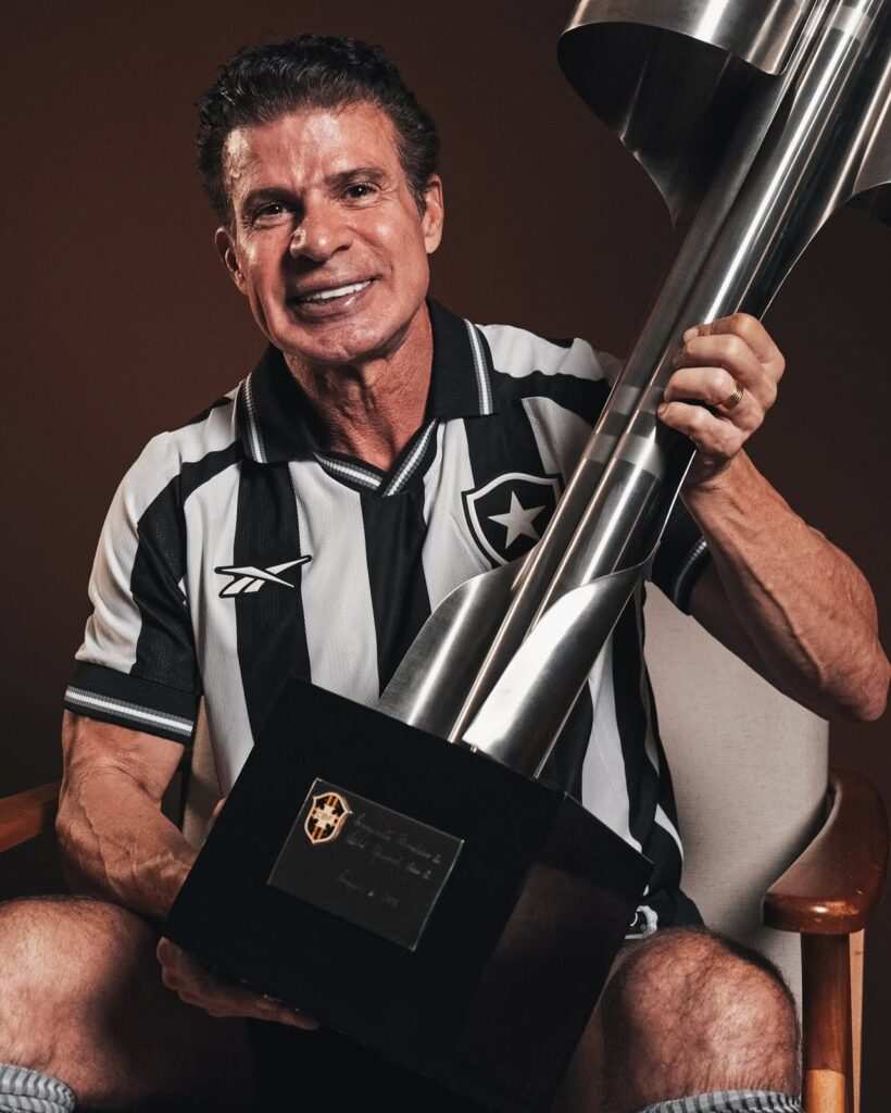 Botafogo Lança Novo Uniforme I Da Linha Aura 90 Com Ídolos De 1995 E 2024: &Quot;Os Campeões Estão De Volta!&Quot; 6 Img 0821