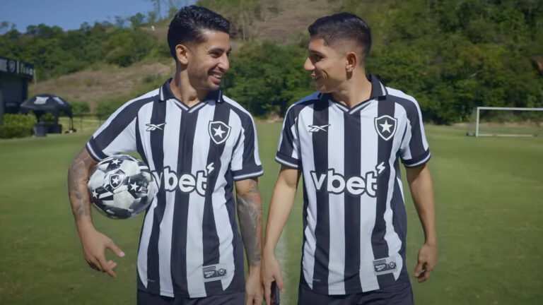 Botafogo Lança Novo Uniforme I Da Linha Aura 90 Com Ídolos De 1995 E 2024: &Quot;Os Campeões Estão De Volta!&Quot;