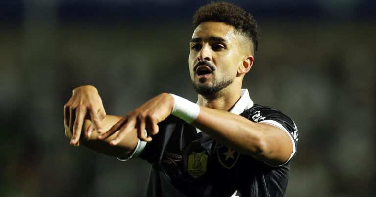 Botafogo Apresenta Chris Ramos Em Coletiva Após Estreia Histórica: Saiba Detalhes Da Contratação