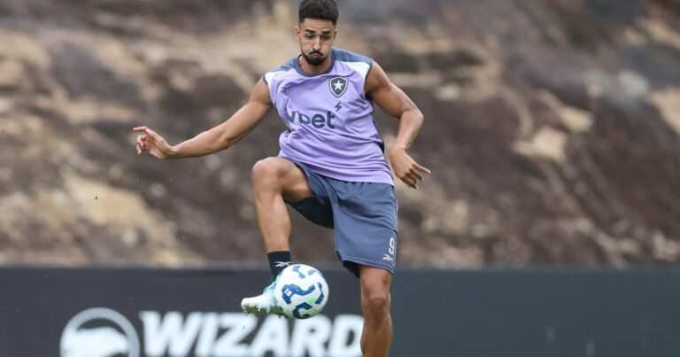 Botafogo Corre Contra Tempo Regularizar Chris Ramos Anteceder Juventude