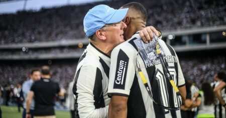 Botafogo: Futuro Com John Textor Depende De Ajustes Na Gestão? Botafogo Futuro John Textor Gestao Saf